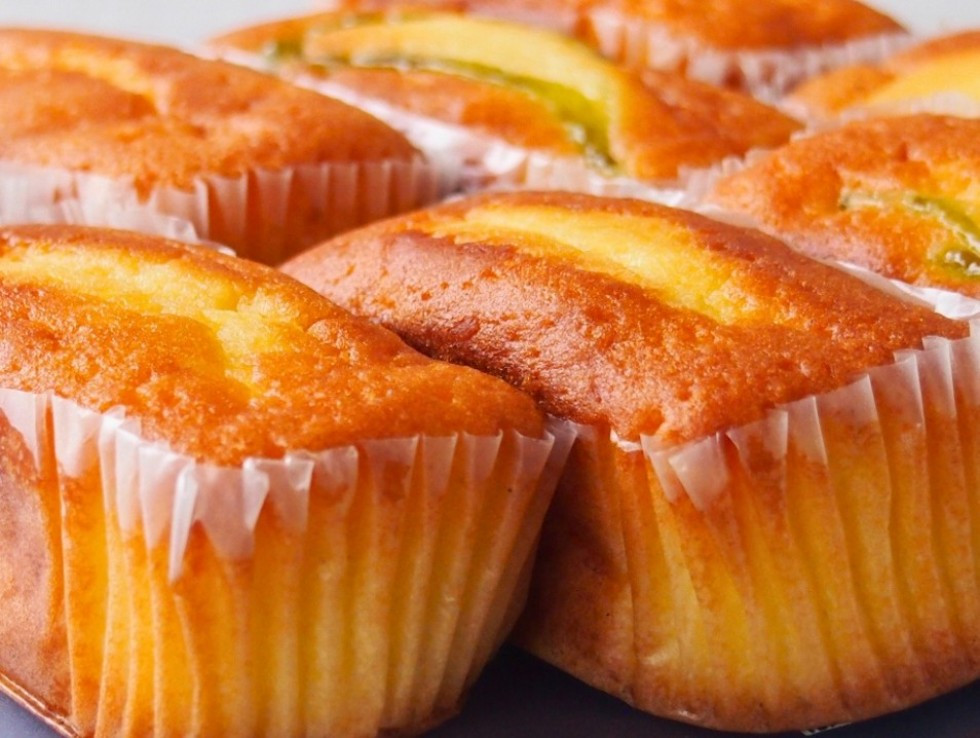 【おすすめ焼き菓子】　ふんわり、しっとり。バニラ薫るフルーツバターケーキ